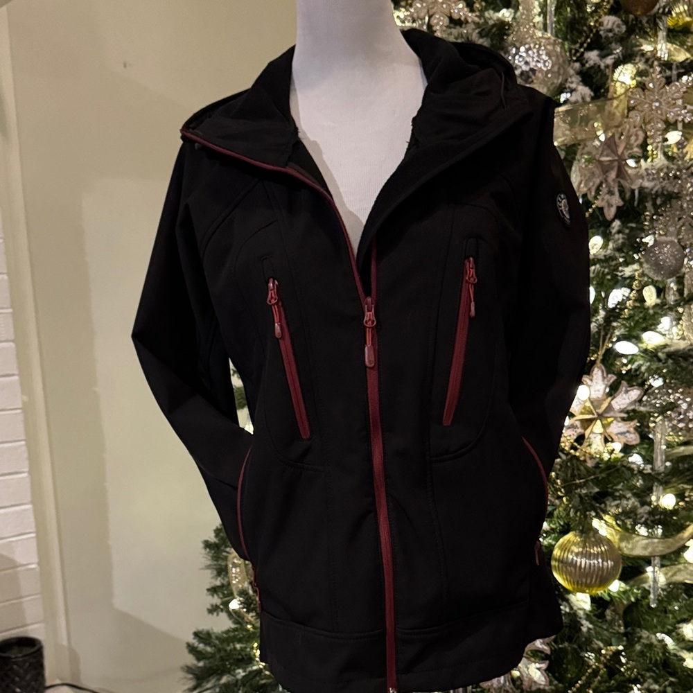 ICEWEAR Iceland -Daniella Women’s Technical Ice-Softshell Jacket - Picture 3 of 16